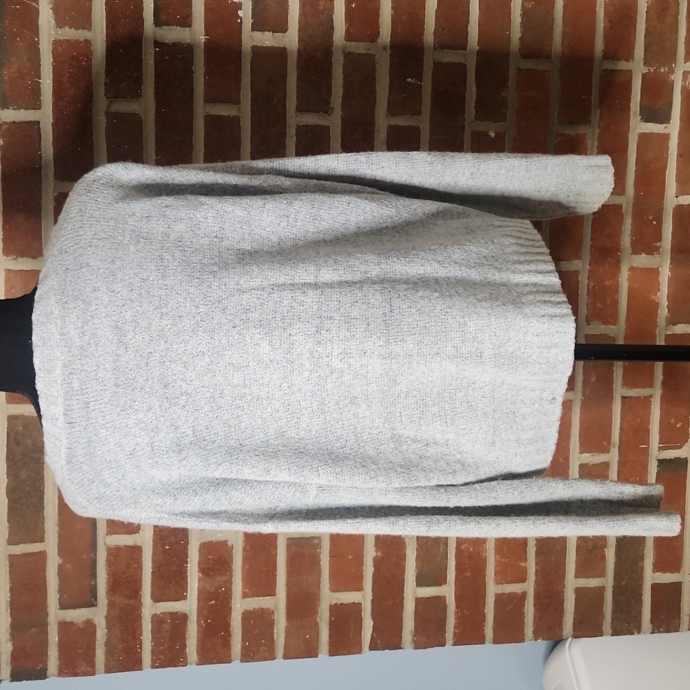Fab'rik Gray Sweater with Lightning Bolt Design, size Small - Picture 3 of 5